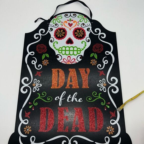 Halloween Decoration Day of The Dead Sugar Skull Hanging Sign - Picture 7 of 7